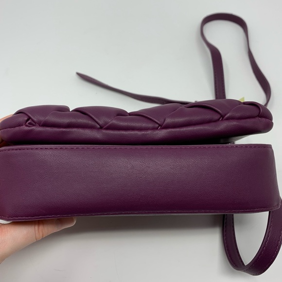 NWT Collection Eighteen Handbag - Picture 4 of 14